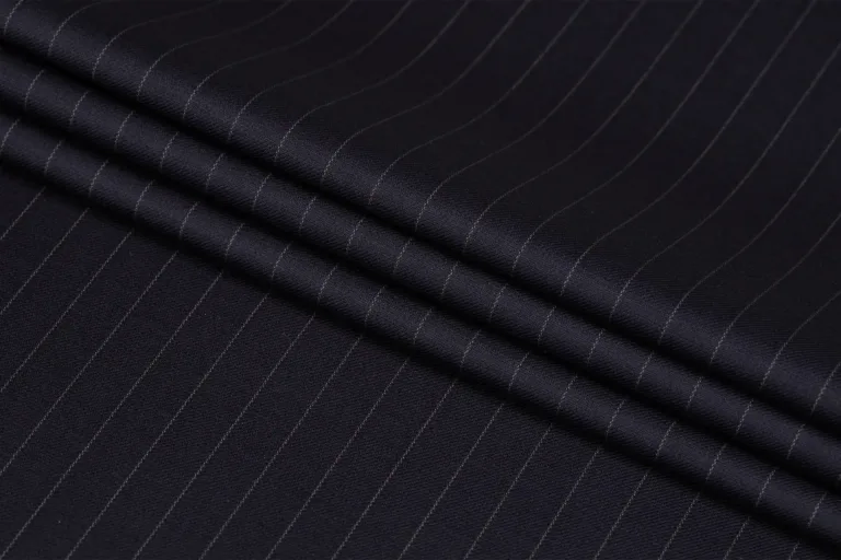 DARK BLACK BEAUTY — nålestriber metervare